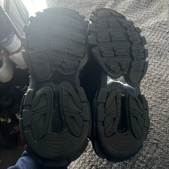 Blue Pearl Balenciaga tracks new - Picture 2 of 5